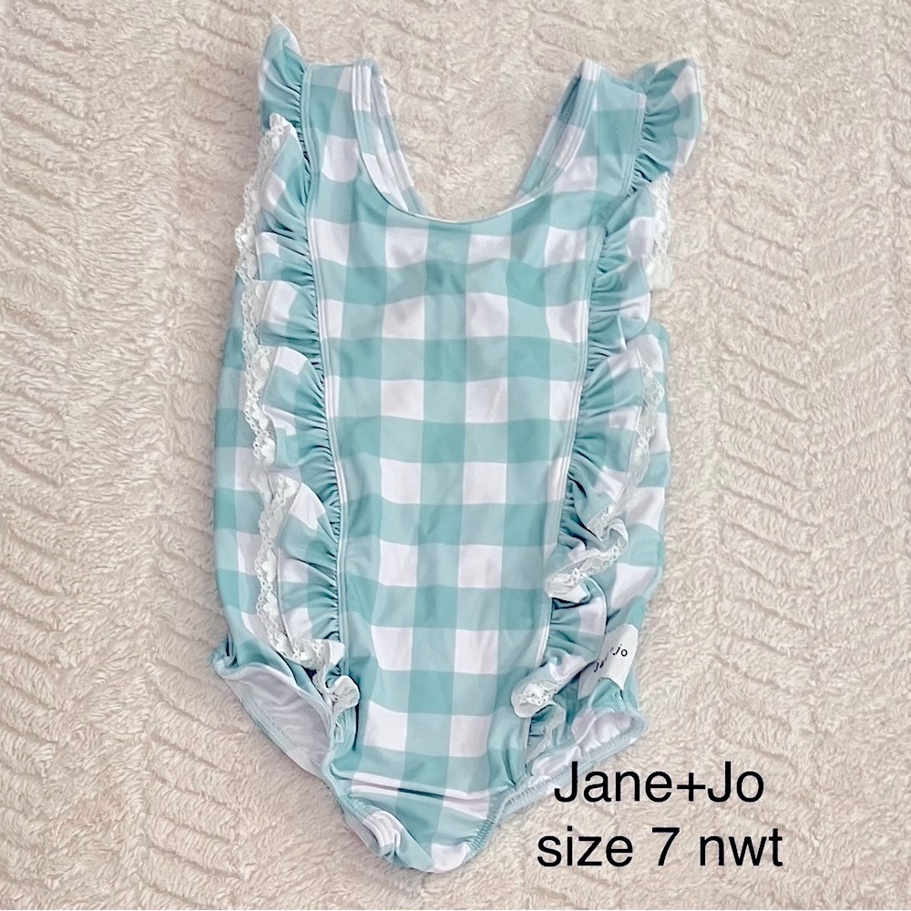 Girl’s Size 7 Swimsuit
